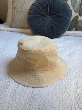 Madewell Cream Cotton Bucket Hat